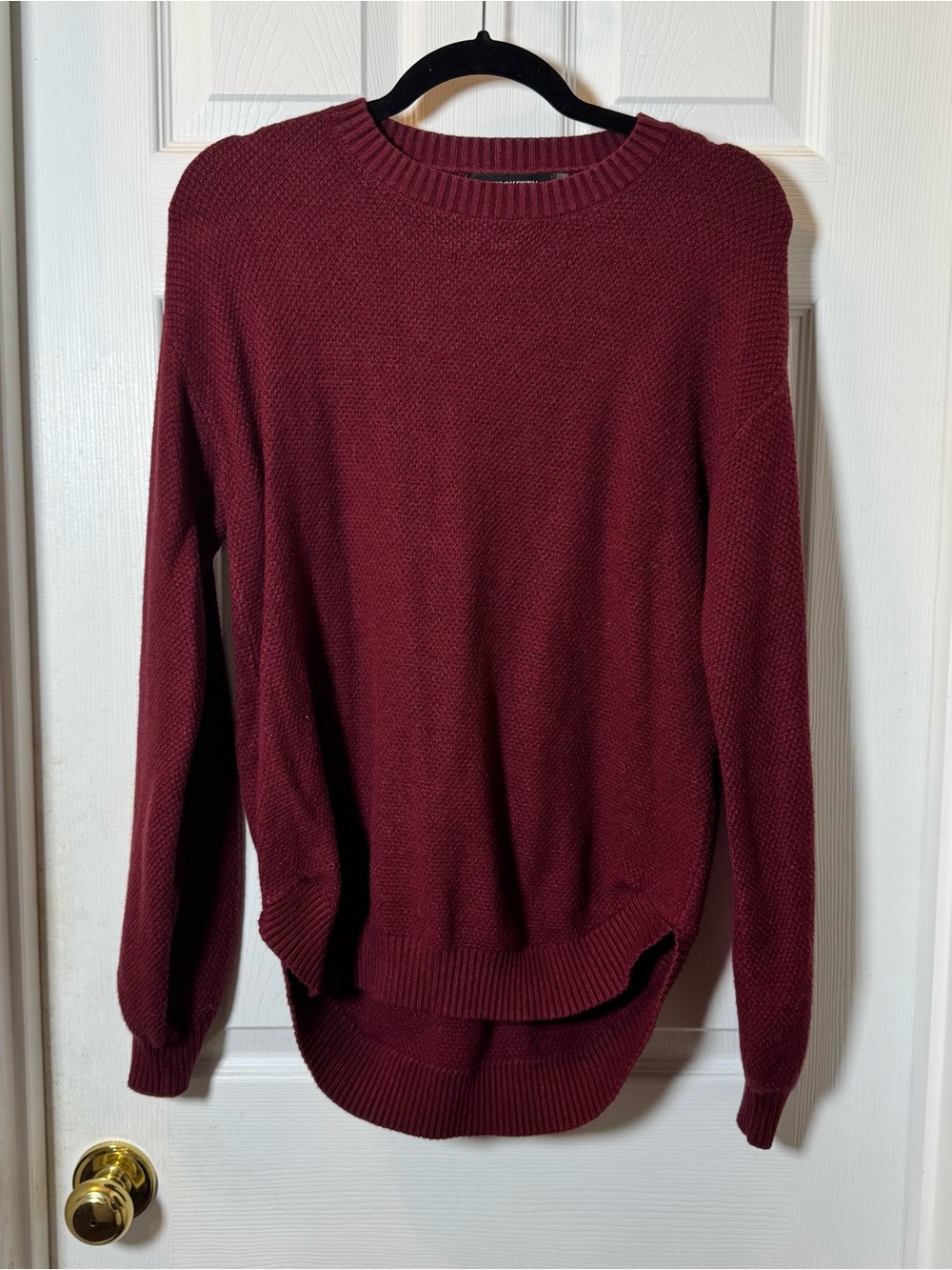Classic Crewneck Sweater in Deep Wine